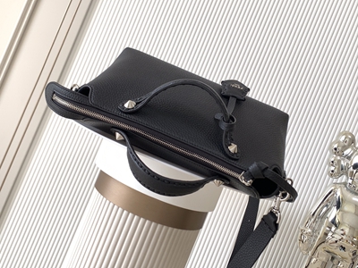 フェンディバッグ細部ディテール